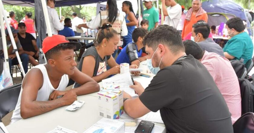 Beneficia DIF Tamaulipas a más de 500 migrantes en brigada médica asistencial