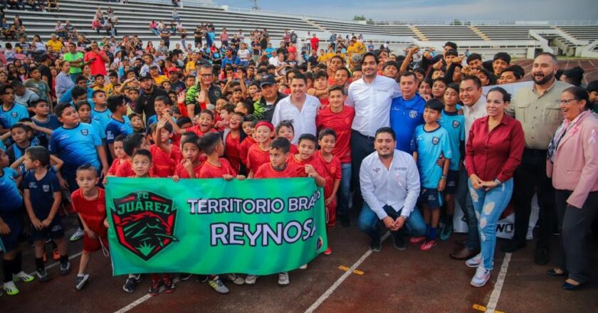 Inauguró Alcalde Carlos Peña Ortiz el Torneo de Futbol Interligas “Volamos Más Alto”