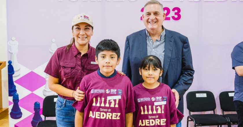 Alcalde Carlos Peña y DIF fortalecen desarrollo de menores y jóvenes