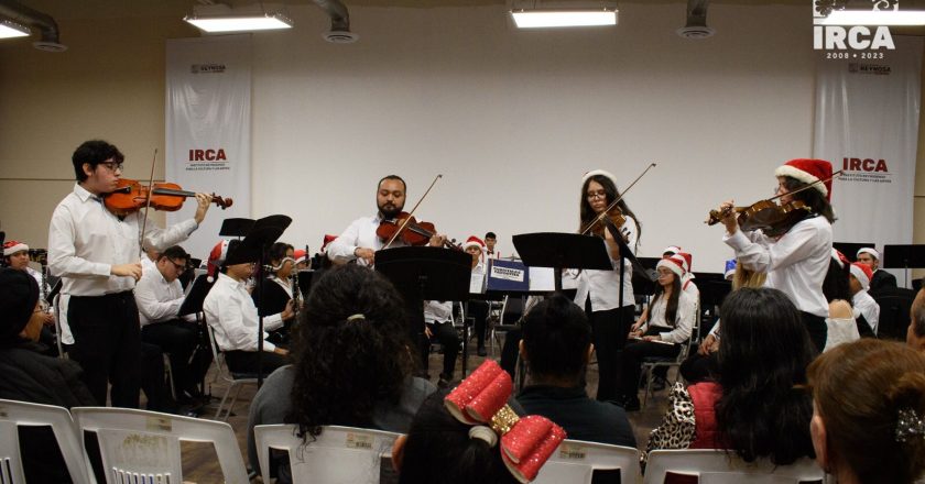 Ofrecen alumnos del IRCA un repertorio navideño en concierto clásico