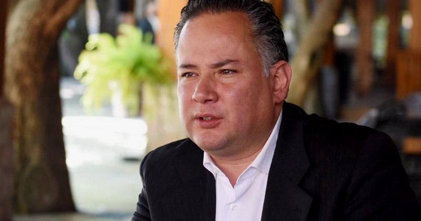 Denunciará Cabeza de Vaca a ex titular de UIF, Santiago Nieto