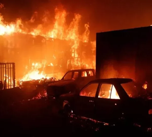 Apocalípticos incendios en Chile; ordenan evacuaciones masivas