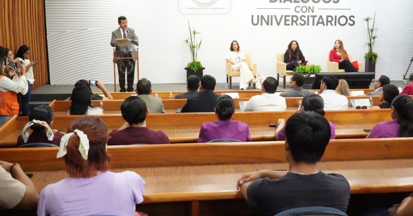 Inauguró Rector de la UAT Diálogos de Universitarios con Candidatas al Senado de la República
